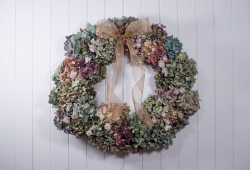 Mia Momento Web Kelly Shields_Hydrangea Wreath_Mixed New